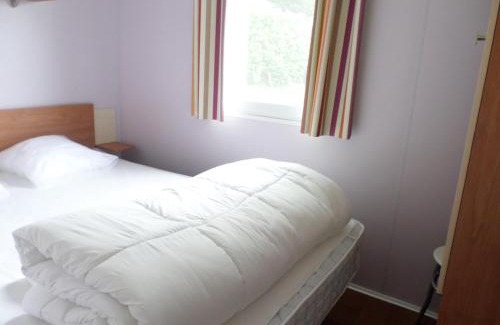 Saint-Cybranet Other | Charming Camping Paradis Le Céou: Oceanfront Getaway