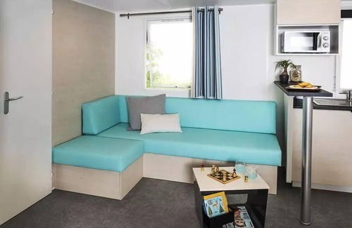 Guerande House | Comfortable 4-Room Mobile Home at Camping le Domaine de Bréhadour