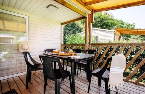Guerande House | Comfortable 4-Room Mobile Home at Camping le Domaine de Bréhadour