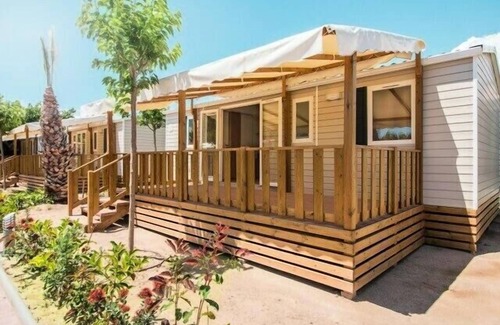 Chatillon-en-Diois House | Relax at Camping Le Lac Bleu: Air-Conditioned Mobile Home