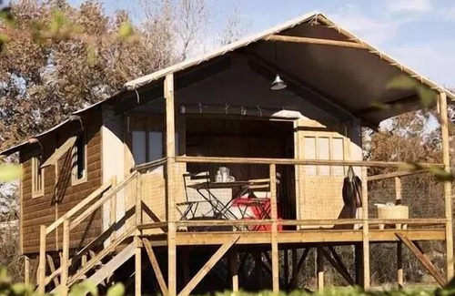 Recoules-Previnquieres House | Cozy Camping Le Plô: Perfect for Couples with Spa Access