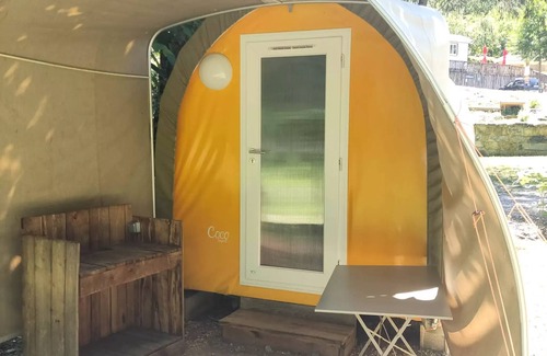 Recoules-Previnquieres House | Cozy Camping Le Plô: Perfect for Couples with Spa Access