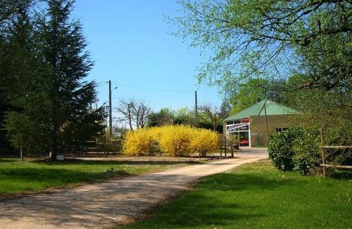 Rocamadour Other | Discover Camping Le Roc: Family-Friendly with Pool Access