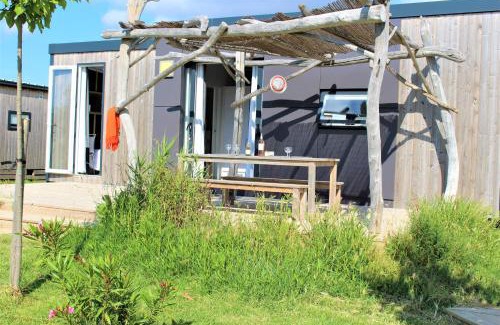 Arles Cabin | Pet-Friendly Camping Les Bois Flottés with Ocean View
