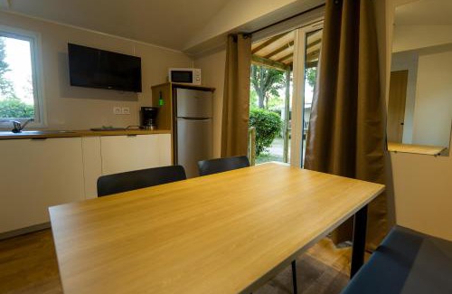 Villeneuve-les-Avignon Other | Relax at Camping les Avignon - la Laune with Pool Access