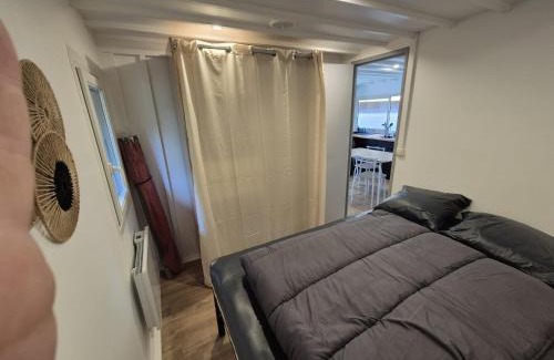 Montmartin-sur-Mer Other | Experience Camping Les Gravelets: Pet-Friendly Oceanfront Retreat