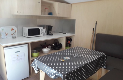 Pouldreuzic RV Rental | Seaside Retreat at Camping Les Peupliers - Rated 9.2/10