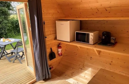Talmont-Saint-Hilaire Cabin | Unique Hobbit Hut Experience at Camping maeva Escapades