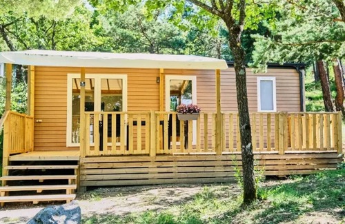 Recoubeau-Jansac House | Cozy Mobile Home at Camping maeva Escapades Le Couriou
