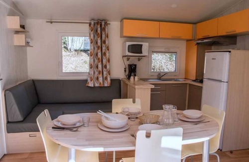 Aydat House | Camping - Piscine - ccbaig0