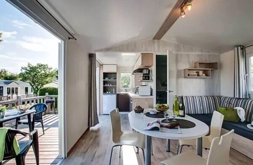 Tregunc House | Experience Coastal Comfort at Camping Pommeraie de l'Océan