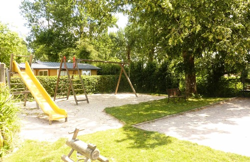 Licques House | Family-Friendly Mobile Home at Camping Pommiers Des 3 Pays
