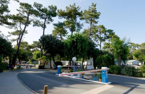 Saint-Trojan-les-Bains Other | Discover Camping St Tro’Park: Family-Friendly 4-Star Escape