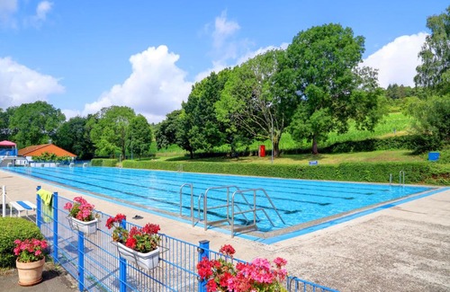 Gersheim Other | Family-Friendly Camping Walsheim with Pool & Restaurant