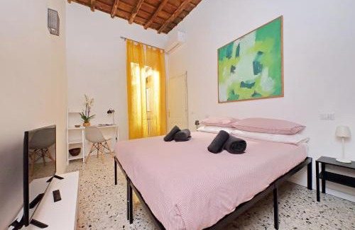 Rione VII Regola Apartment | Campo dei Fiori con terrazzo