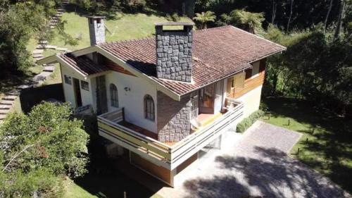 Vila Inglesa House | Discover Campos do Jordão - Capivari: Pet & Child Friendly