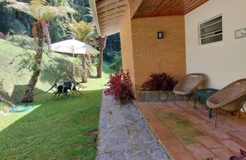 Vila Inglesa House | Discover Campos do Jordão - Capivari: Pet & Child Friendly