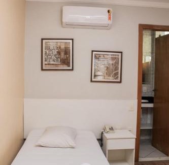 Carlos Prates Hotel | Budget-Friendly Campos Gerais Hotel with Family Amenities