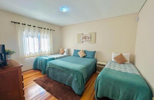 Recanto Araucaria House | Exceptional Campos Verde Home: Family-Friendly Retreat