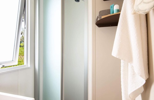 Montels House | Family-Friendly Retreat at Campsite Flower L'Arize