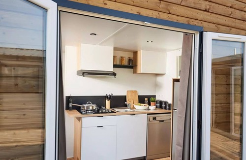 Les Achards House | Discover Comfort at Campsite Flower le Pavillon*** - Family-Friendly Retreat