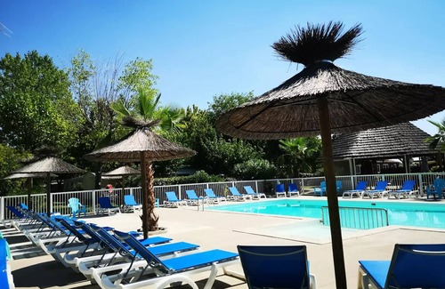 Lansargues House | Cozy Coco Sweet Retreat at Campsite Flower le Fou du Roi