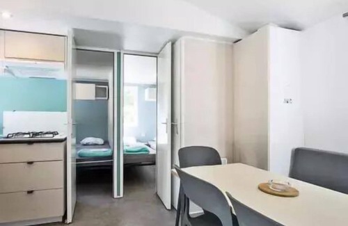 Badefols-sur-Dordogne House | Family-Friendly Mobilhome at Campsite Les Bö-Bains