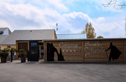 Les Loges House | Explore Campsite L'Aiguille Creuse: Oceanfront Mobile Home