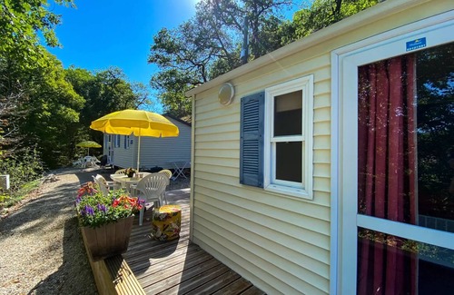 Souillac House | Cozy Mobile Home at Campsite La Draille - Ideal for Families