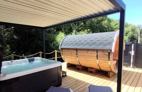 Huelgoat House | Campsite La Rivière d'Argent * - Mobil-home SMALA - 4 bedrooms 8 persons