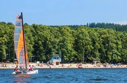 Les Mazures House | Comfort Stay at Campsite Le Lac des Vieilles Forges