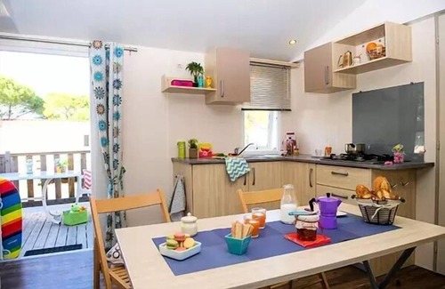 Saint-Cheron House | Comfort XL Mobile Home at Campsite Parc des Roches