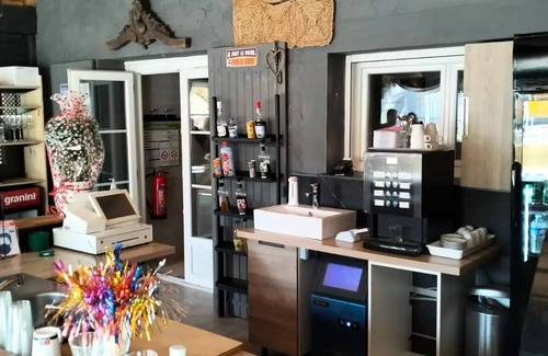 Paluds de Noves Ski Chalet | Campsite Verbela village * - Chalet 32m² - 2 bedrooms 4 to 6 people - 4 people. included in the price
