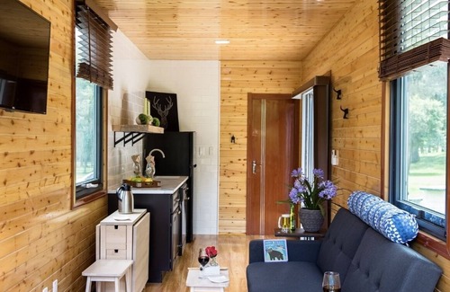 Albrightsville RV Rental | Discover Camptel Poconos: Tiny Homes with Hot Tub & Dining