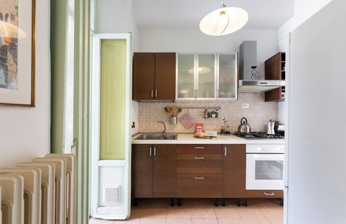 Santo Spirito Apartment | Discover Sweet Home Campuccio: Family-Friendly in Florence