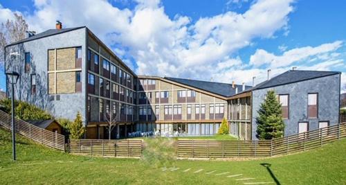 Puigcerda Hotel | Discover Campus Cerdanya: Relaxing Spa & Family Fun Awaits