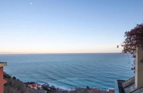 Bergeggi Apartment | Oceanfront Retreat at Camy’s Sunset Bay with Pool Access