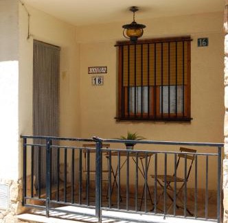Arnes House | Discover Can Albesa: Pet-Friendly Getaway with Top Reviews