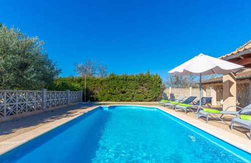Lloseta Villa | Experience Can Antich: Family-Friendly Retreat with Pool