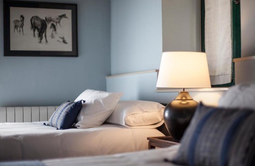 Tiana House | Delightful Can Ballús Bed & Breakfast with Pool and Hot Tub