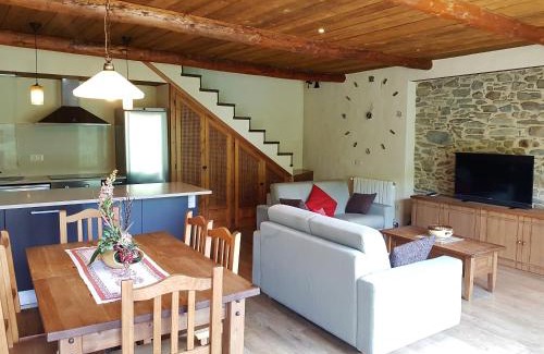 Espinavell Apartment | Oceanfront Getaway at Can Batlló - Rated 9.1/10!