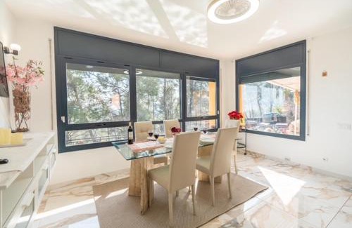 Cervello Apartment | Can Camarassa Escapada Relax con Piscina y Jacuzzi