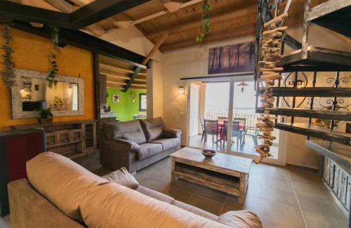 Castellfollit de la Roca Apartment | Can Castell: Family-Friendly Retreat with Top-Rated Service