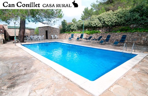 La Llacuna Cottage | Discover Can Conillet House: Pet-Friendly Retreat with Pool