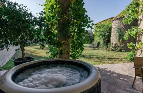 Cantallops House | Discover Can Cortada: 4-Star Pet-Friendly Retreat