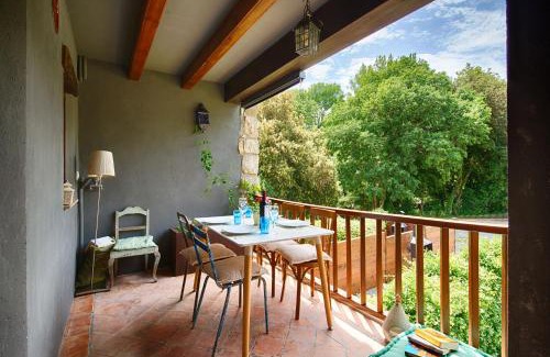 Sales de Llierca Apartment | Oceanfront Retreat at Can Cruanyes - 4-Star Getaway Awaits