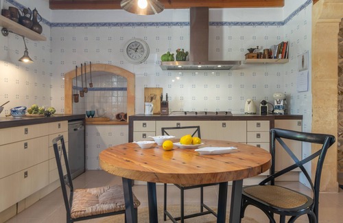 Puerto de Pollensa House | CAN CUARASSA - Traditional House with Ocean Views & Free WIFI