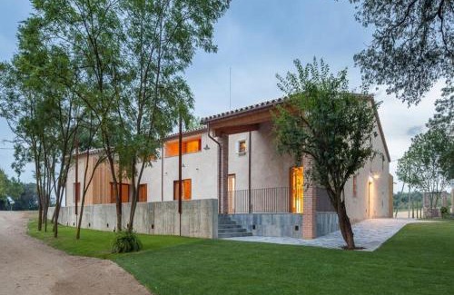 Sant Andreu Salou House | Accessible Comfort at Can Dansa with Kitchen Amenities