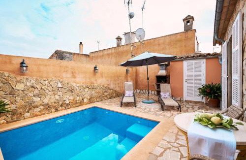 Vilafranca de Bonany House | Discover Can Diego: 4-Star Hotel with Pool & Top Reviews