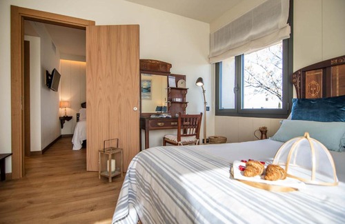Viladamat Hotel | Discover Can Dispès Hotel Rural: A 4-Star Pet-Friendly Retreat